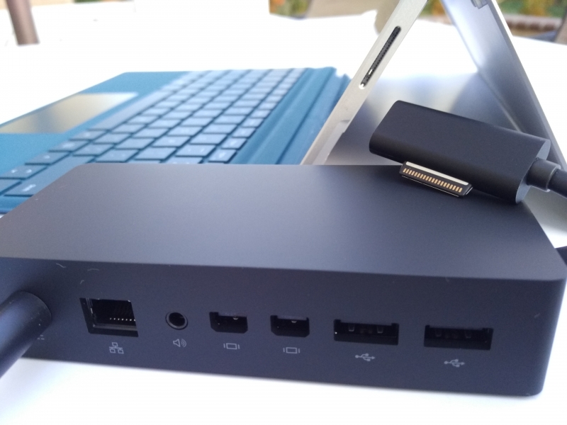 surface pro 4 dock